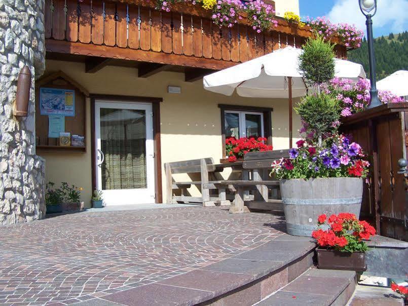 Hotel La Baita Folgaria Esterno foto